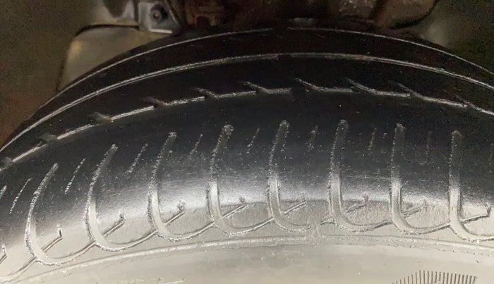 2016 Tata Tiago XZ PETROL, Petrol, Manual, 57,146 km, Left Front Tyre Tread