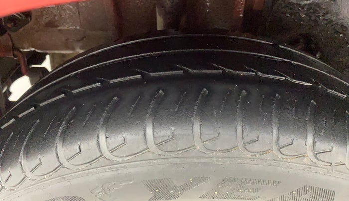 2016 Tata Tiago XZ PETROL, Petrol, Manual, 57,146 km, Right Rear Tyre Tread