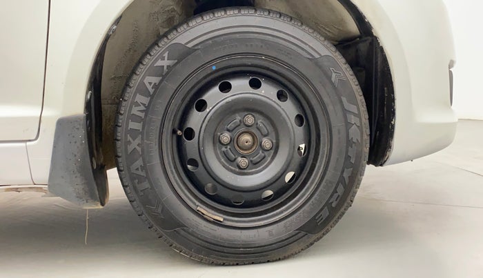 2011 Maruti Swift Dzire VDI, Diesel, Manual, 79,474 km, Right Front Wheel