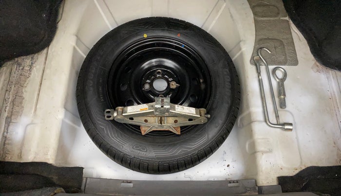 2011 Maruti Swift Dzire VDI, Diesel, Manual, 79,474 km, Spare Tyre