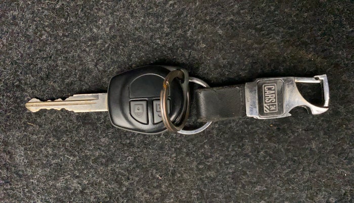 2011 Maruti Swift Dzire VDI, Diesel, Manual, 79,474 km, Key Close Up