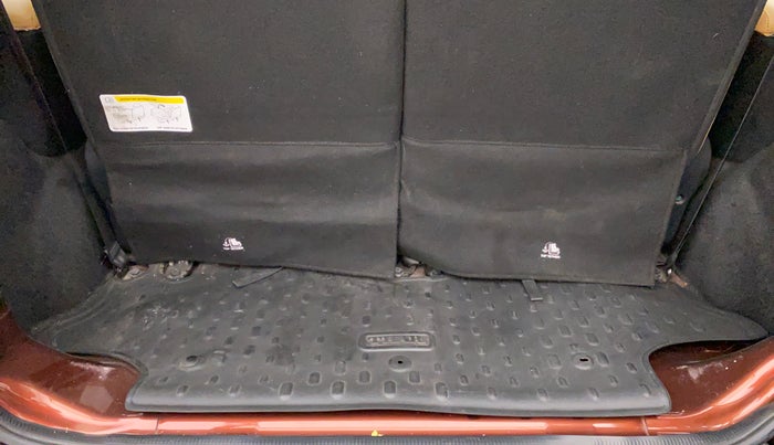 2021 Mahindra Thar LX PETROL HT 4WD AT, Petrol, Automatic, 12,452 km, Boot Inside