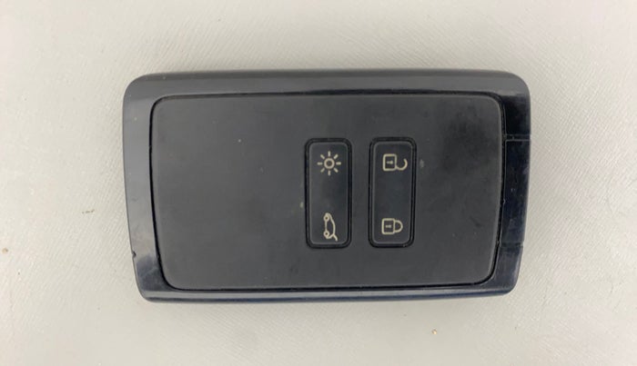 2021 Renault Kiger RXT MT, Petrol, Manual, 29,497 km, Key Close Up