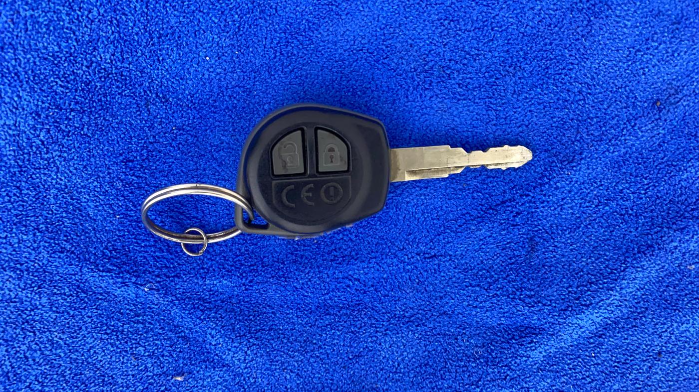 2022 Maruti Dzire VXI, Petrol, Manual, 47,312 km, Key Close Up