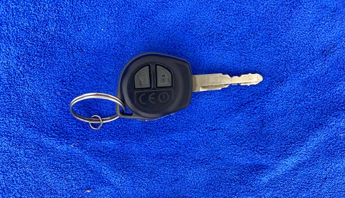 2022 Maruti Dzire VXI, Petrol, Manual, 47,312 km, Key Close Up