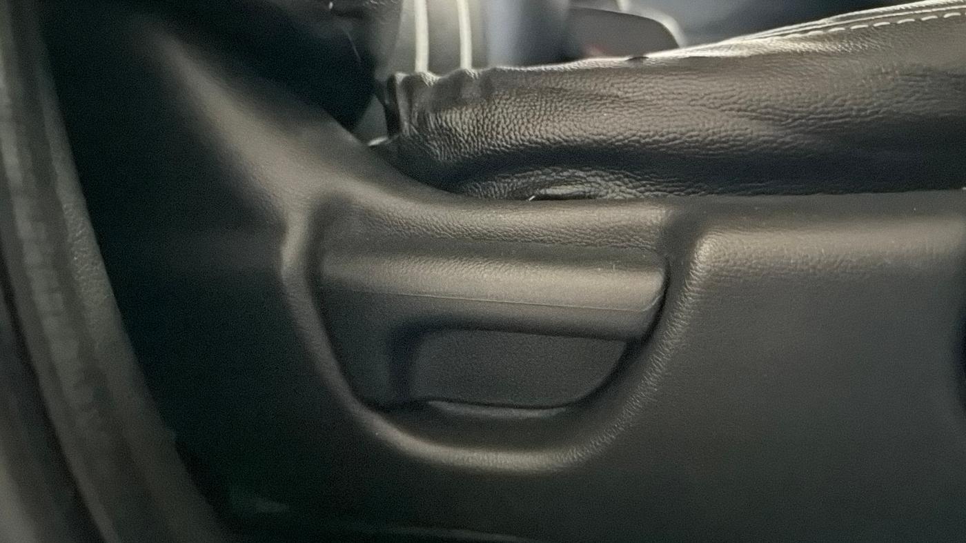 2018 Honda WR-V 1.2L I-VTEC VX MT, Petrol, Manual, 75,363 km, Driver Side Adjustment Panel