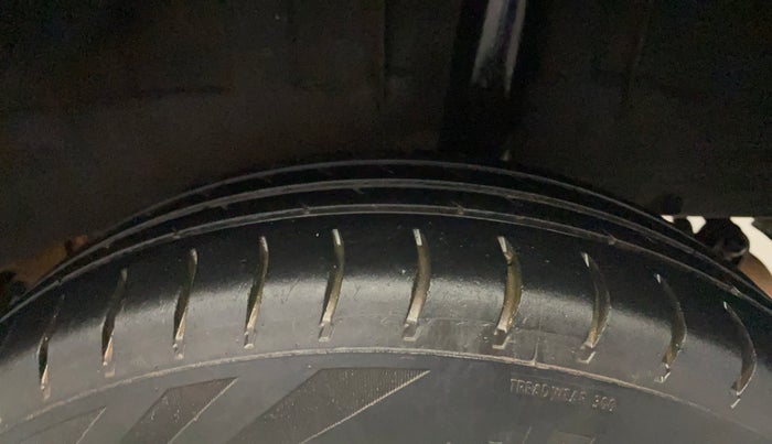 2018 Renault Kwid RXL 1.0, Petrol, Manual, 79,786 km, Left Rear Tyre Tread