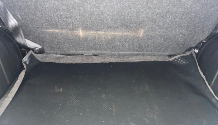 2018 Renault Kwid RXL 1.0, Petrol, Manual, 79,786 km, Boot Inside