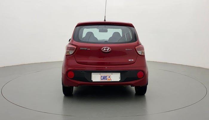 2017 Hyundai Grand i10 SPORTZ 1.2 KAPPA VTVT, Petrol, Manual, 10,604 km, Back/Rear