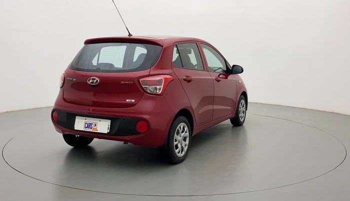2017 Hyundai Grand i10 SPORTZ 1.2 KAPPA VTVT, Petrol, Manual, 10,604 km, Right Back Diagonal