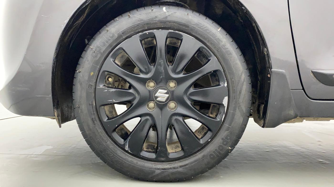 2016 Maruti Baleno ZETA 1.2 K12, Petrol, Manual, 48,020 km, Left Front Wheel