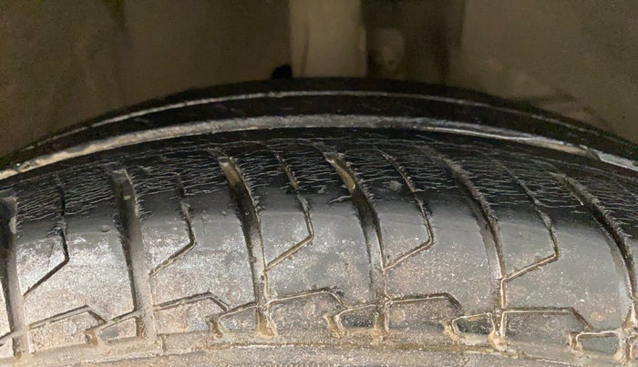 2022 Maruti Dzire VXI, Petrol, Manual, 45,794 km, Right Front Tyre Tread