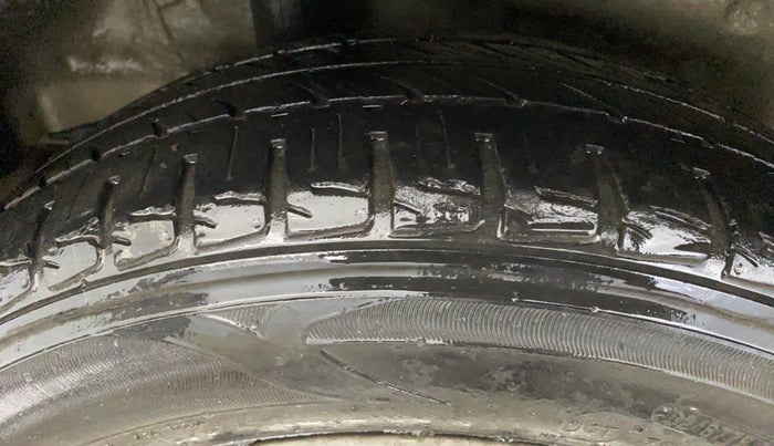 2015 Honda City 1.5L I-VTEC V MT, Petrol, Manual, 59,151 km, Right Rear Tyre Tread