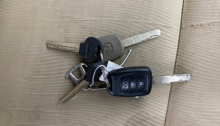 2015 Honda City 1.5L I-VTEC V MT, Petrol, Manual, 59,151 km, Key Close Up