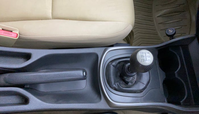 2015 Honda City 1.5L I-VTEC V MT, Petrol, Manual, 59,151 km, Gear Lever