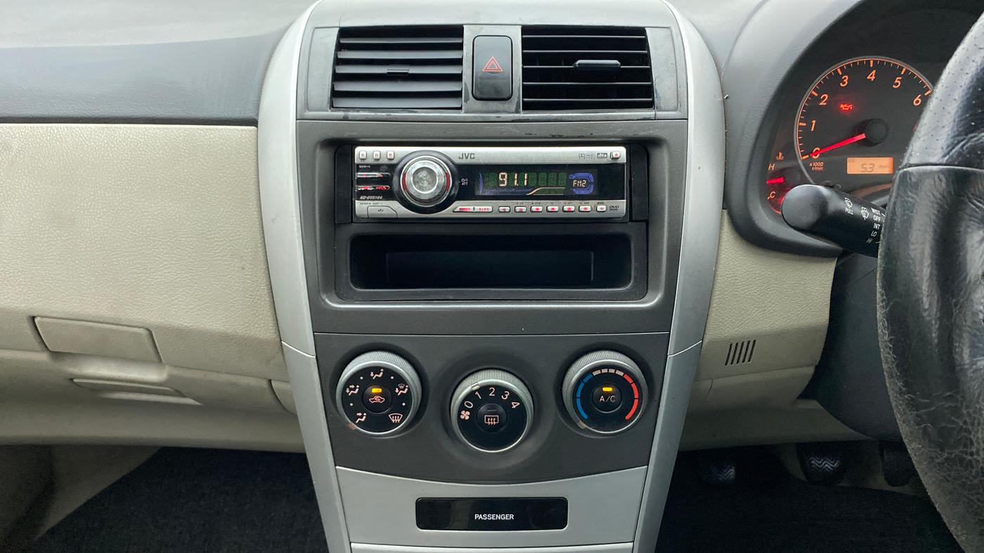 2012 Toyota Corolla Altis J, Petrol, Manual, 80,707 km, Air Conditioner