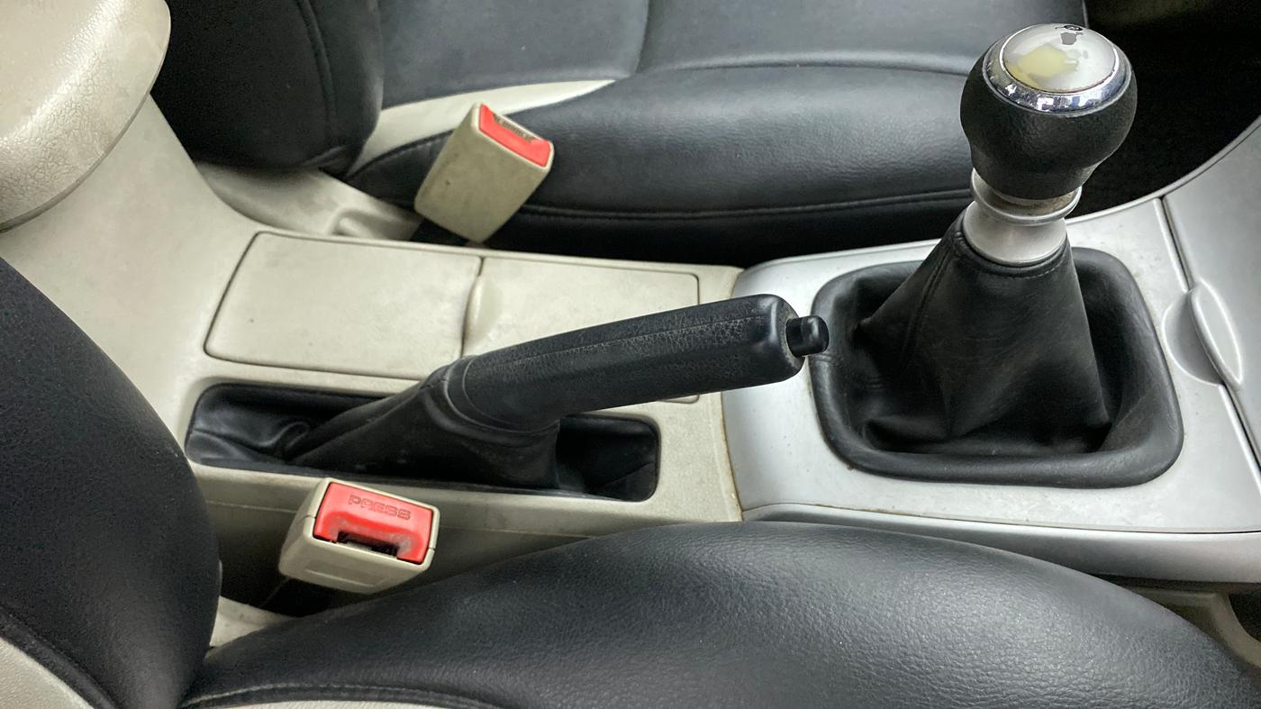 2012 Toyota Corolla Altis J, Petrol, Manual, 80,707 km, Gear Lever