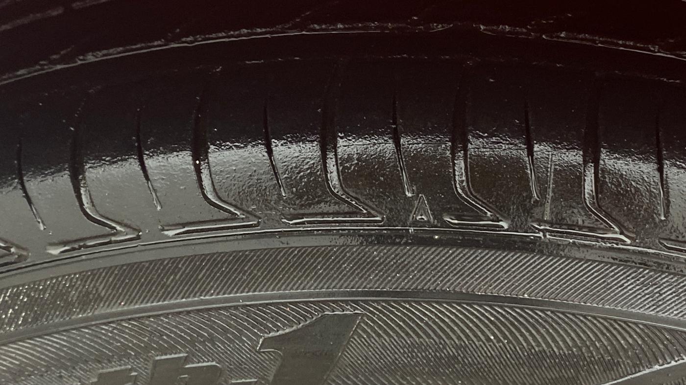 2020 Maruti Swift VXI, Petrol, Manual, 78,351 km, Left Front Tyre Tread
