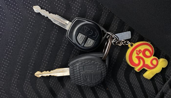 2020 Maruti Swift VXI, Petrol, Manual, 78,351 km, Key Close Up
