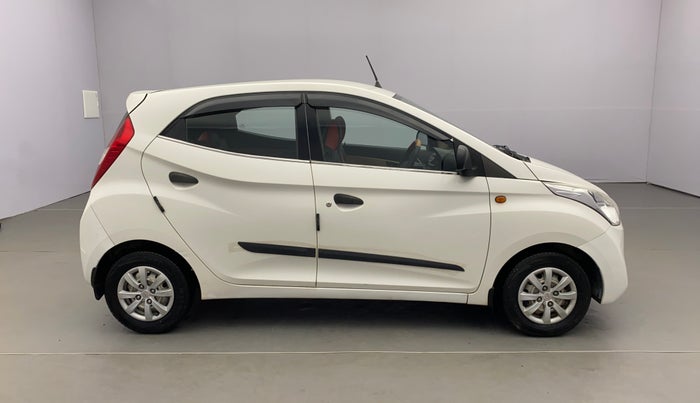 2013 Hyundai Eon ERA +, Petrol, Manual, 17,366 km, Right Side View