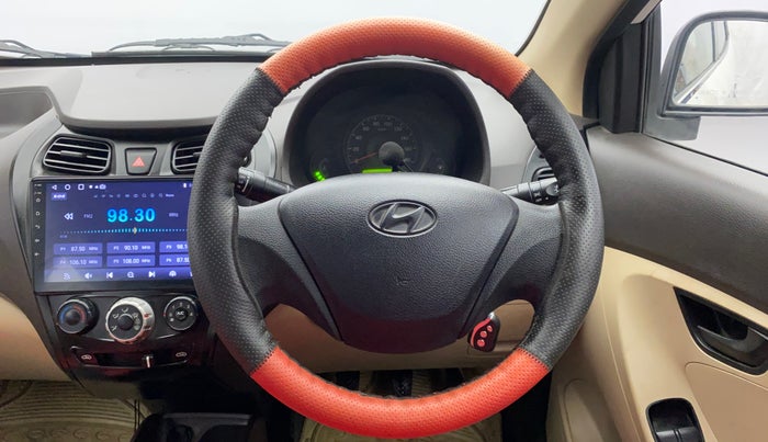 2013 Hyundai Eon ERA +, Petrol, Manual, 17,366 km, Steering Wheel Close Up