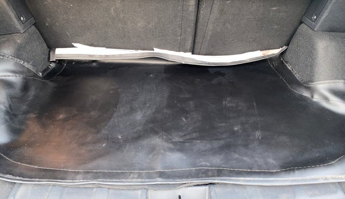 2025 Tata NEXON Fearless Plus (PS) 1.2 iCNG 6MT Dual Tone, CNG, Manual, 8,858 km, Boot Inside