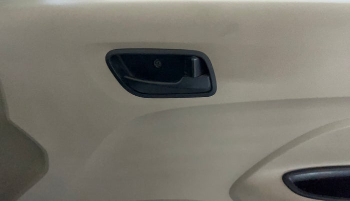 2021 Hyundai NEW SANTRO MAGNA EXECUTIVE CNG, CNG, Manual, 94,018 km, Driver Side Door Panels Control