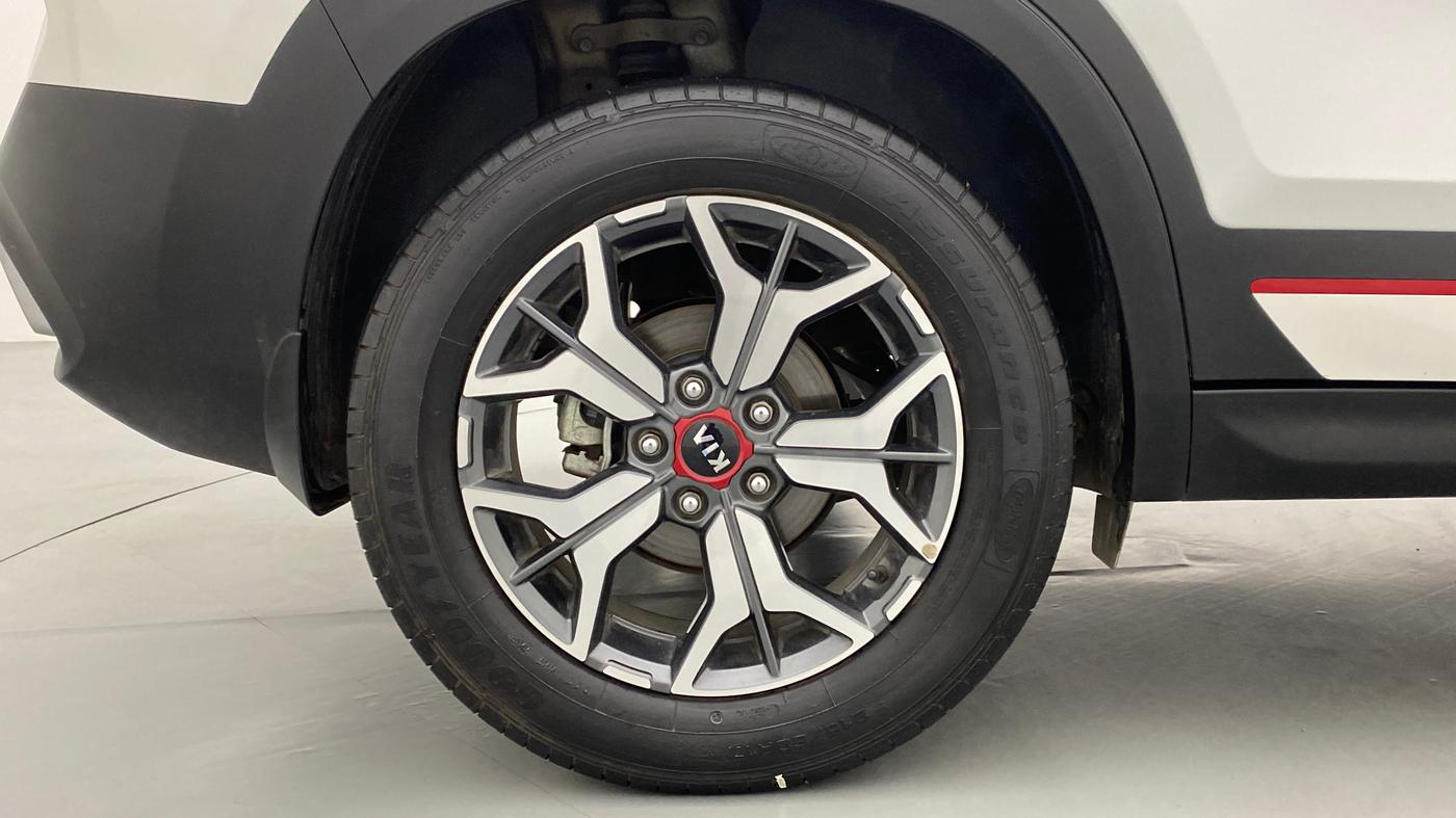 2020 KIA SELTOS GTX 1.4 GDI PETROL, Petrol, Manual, 12,499 km, Right Rear Wheel