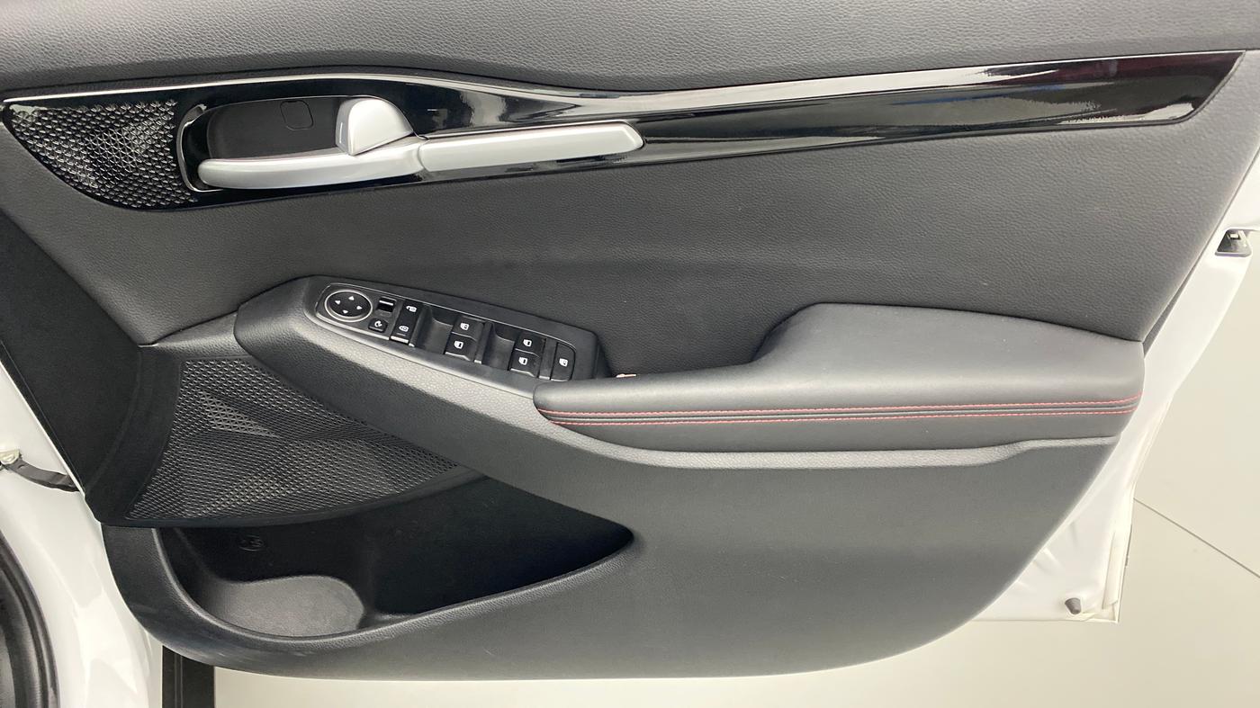 2020 KIA SELTOS GTX 1.4 GDI PETROL, Petrol, Manual, 12,499 km, Driver Side Door Panels Control