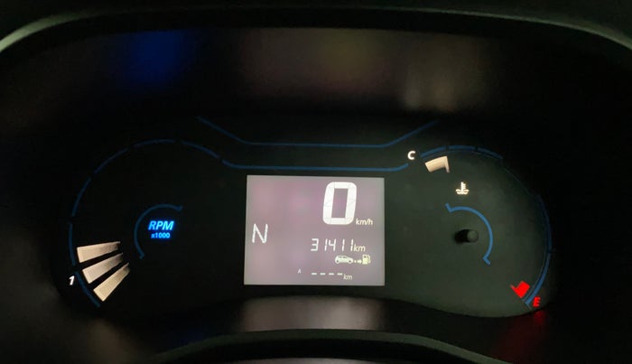 2022 Renault Kwid RXT 1.0 AMT (O), Petrol, Automatic, 31,346 km, Odometer Image