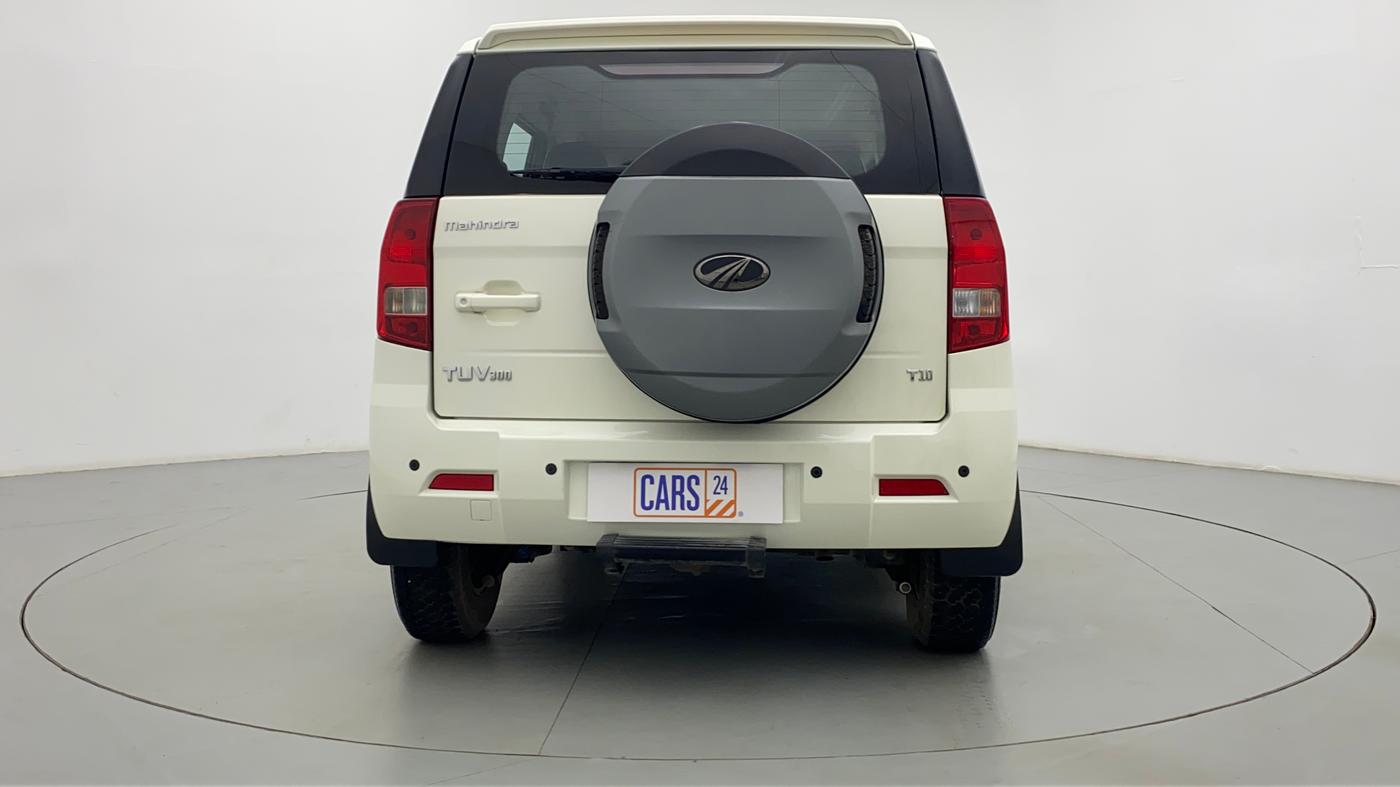 2018 Mahindra TUV300 T10 MT, Diesel, Manual, 1,19,191 km, Back/Rear View