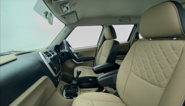 2018 Mahindra TUV300 T10 MT, Diesel, Manual, 1,19,191 km, Right Side Front Door Cabin View