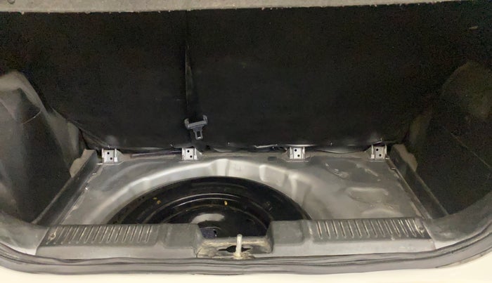 2024 Maruti Swift VXi, Petrol, Manual, 41,995 km, Boot Inside