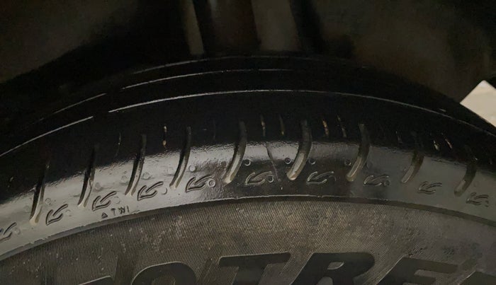 2024 Maruti Swift VXi, Petrol, Manual, 41,995 km, Left Rear Tyre Tread