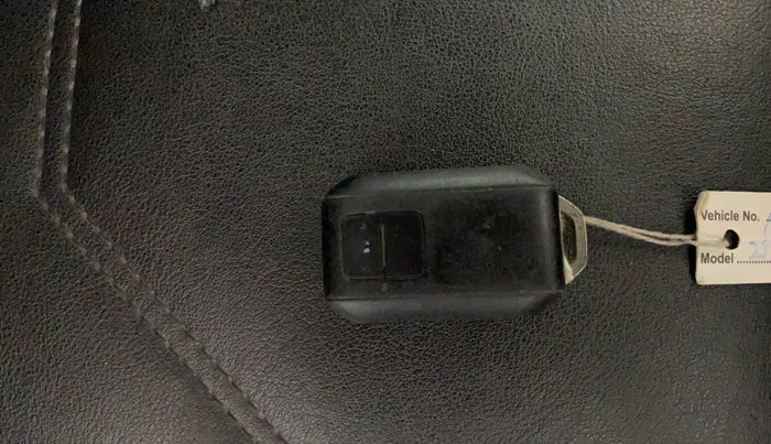 2020 Toyota Glanza V, CNG, Manual, 57,628 km, Key Close Up