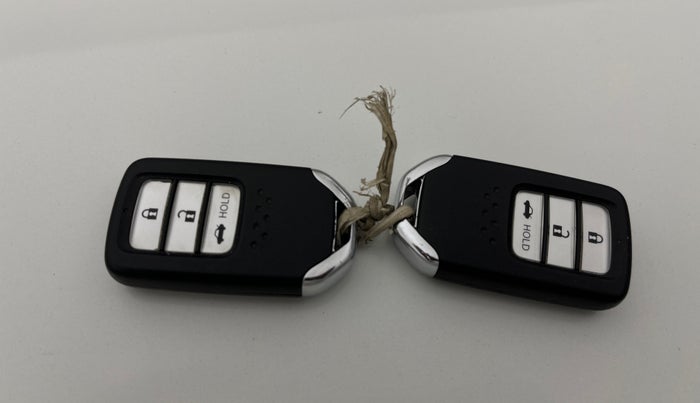 2018 Honda Amaze 1.2L I-VTEC VX, Petrol, Manual, 63,933 km, Key Close Up