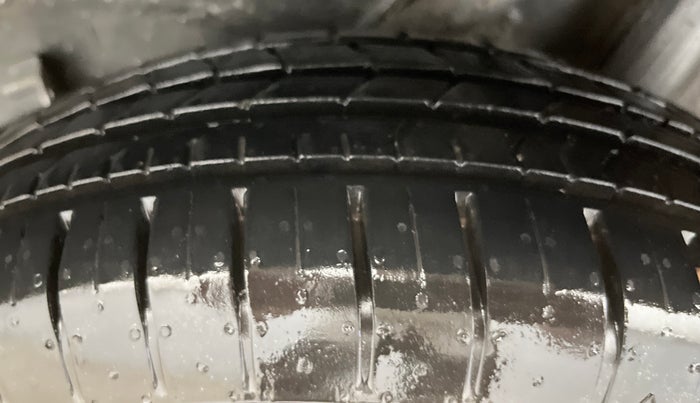 2018 Honda Amaze 1.2L I-VTEC VX, Petrol, Manual, 63,933 km, Left Rear Tyre Tread