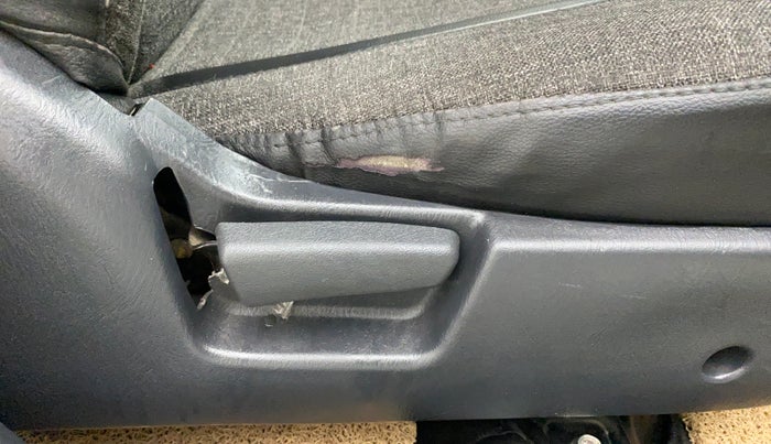 2014 Maruti Alto K10 LXI, Petrol, Manual, 49,198 km, Driver Side Adjustment Panel