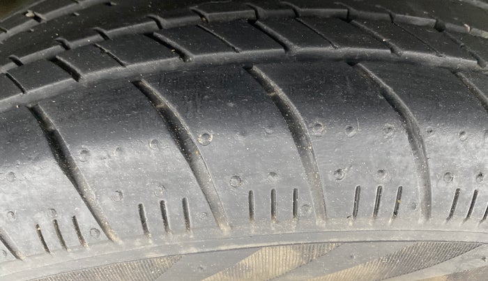 2018 Maruti Celerio VXI, Petrol, Manual, 52,037 km, Right Rear Tyre Tread
