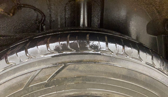 2021 Tata ALTROZ XE PETROL, Petrol, Manual, 55,663 km, Left Rear Tyre Tread