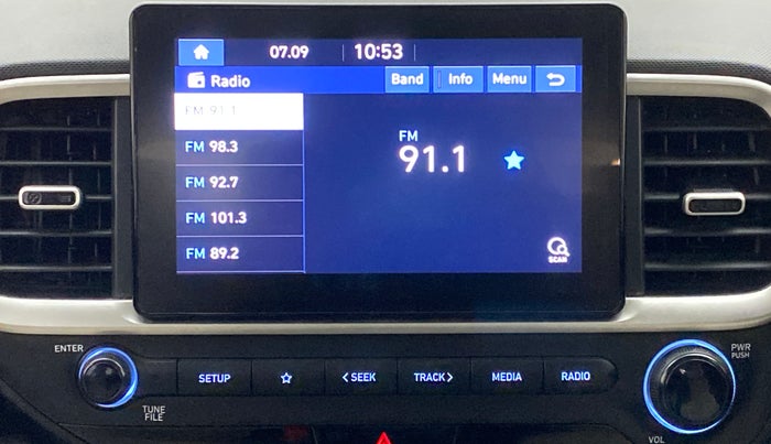 2020 Hyundai VENUE 1.0L Turbo GDI SX MT, Petrol, Manual, 25,016 km, Infotainment System
