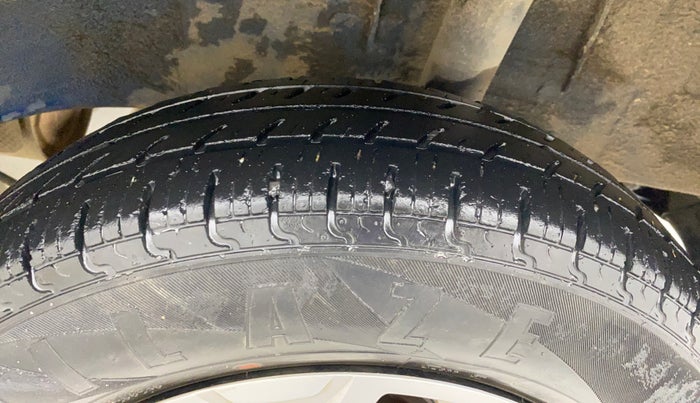 2018 Renault Kwid CLIMBER 1.0 AMT, Petrol, Automatic, 32,157 km, Left Rear Tyre Tread