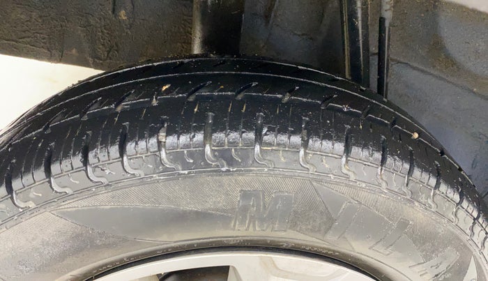 2018 Renault Kwid CLIMBER 1.0 AMT, Petrol, Automatic, 32,157 km, Right Rear Tyre Tread