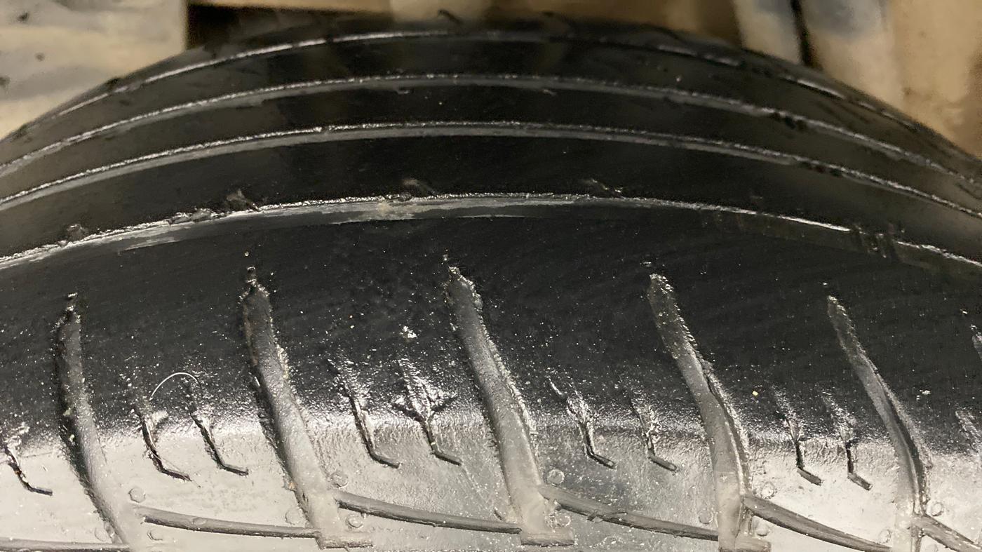 2016 Nissan Terrano XL P, Petrol, Manual, 64,154 km, Right Rear Tyre Tread