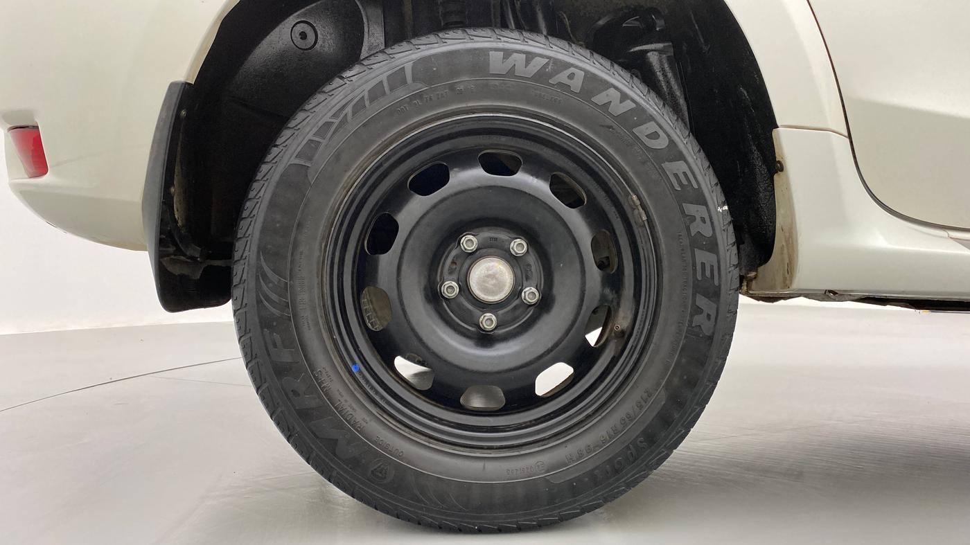2016 Nissan Terrano XL P, Petrol, Manual, 64,154 km, Right Rear Wheel