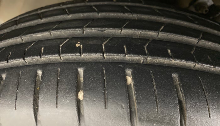 2022 Maruti Baleno DELTA PETROL 1.2, Petrol, Manual, 5,247 km, Left Rear Tyre Tread