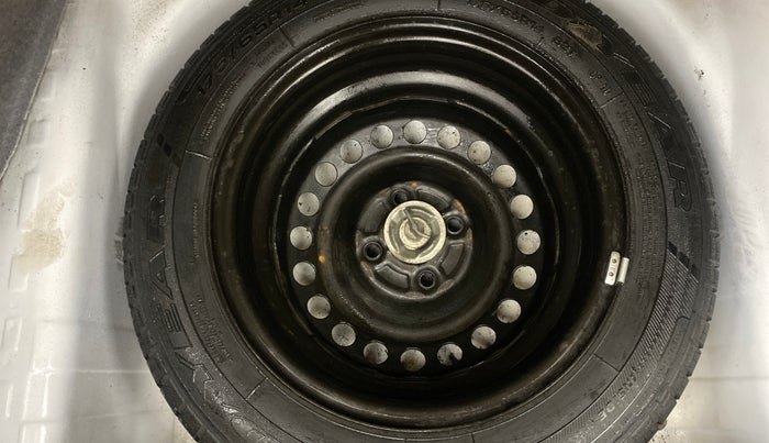 2013 Honda Amaze 1.5L I-DTEC VX, Diesel, Manual, 1,40,616 km, Spare Tyre