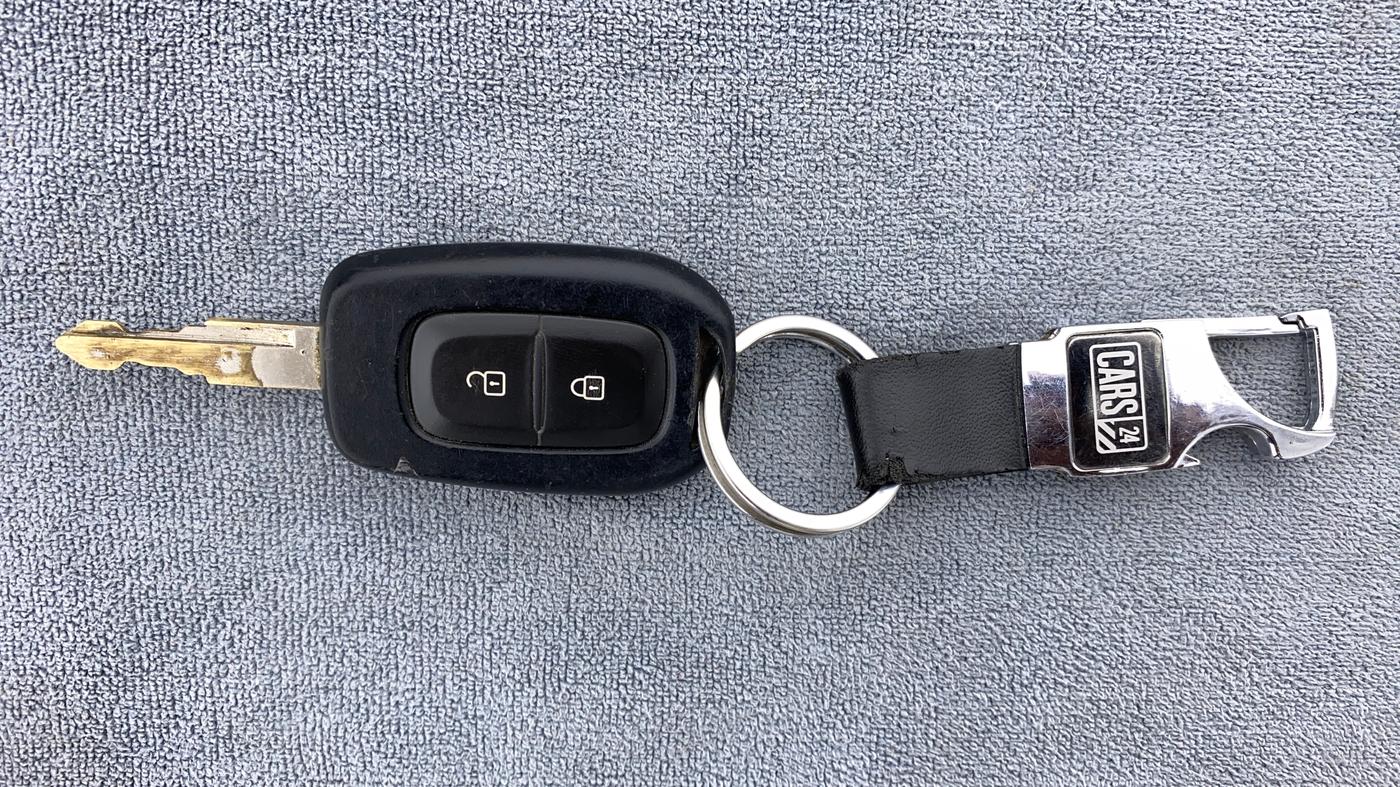 2021 Renault Kwid RXL, Petrol, Manual, 17,024 km, Key Close Up