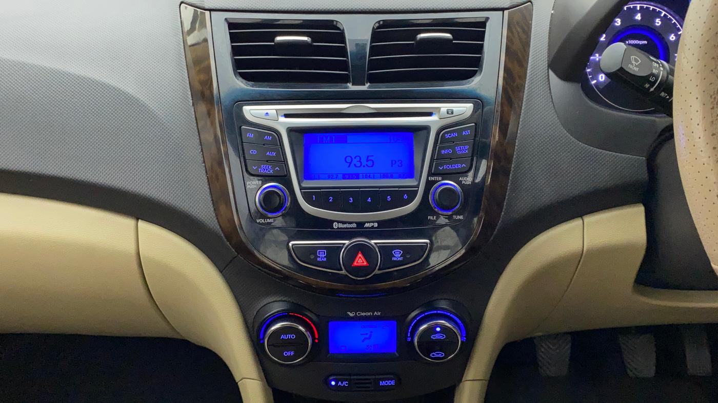 2012 Hyundai Verna FLUIDIC 1.6 VTVT SX, Petrol, Manual, 46,123 km, Air Conditioner