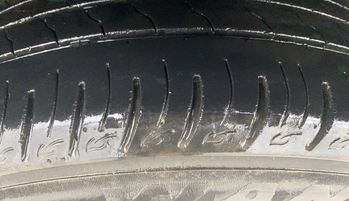 2020 Maruti Vitara Brezza LXI, Petrol, Manual, 68,746 km, Right Rear Tyre Tread